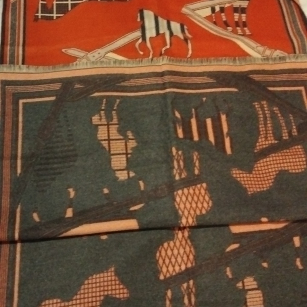 ⭐⭐ Elegant Cashmere Shawl/ Scarf⭐⭐ - Picture 6 of 10